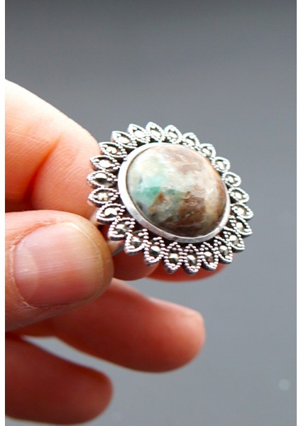 925 Ayar Gümüş Oltu Zümrütü Kadın Yüzük SY00099 fırsatları