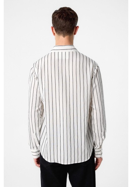 Beyaz Relax Fit Çizgili Erkek Gömlek indirimleri