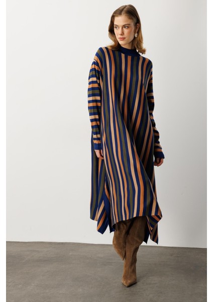 Yırtmaç Detay Çizgili Triko Elbise-LACI modelleri