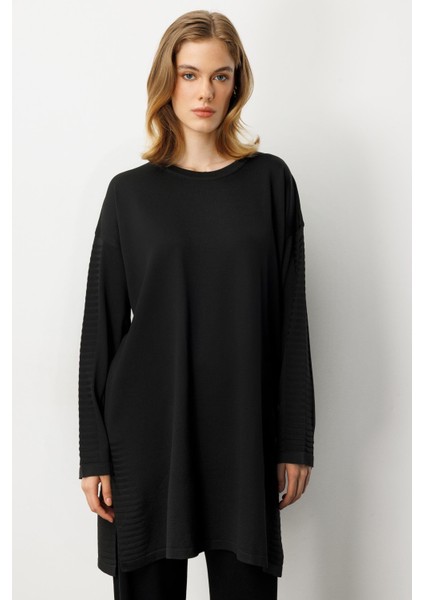 Yırtmaç Detaylı Triko Tunik-Siyah modelleri