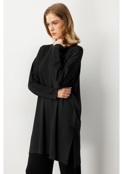 Yırtmaç Detaylı Triko Tunik-Siyah fırsatları