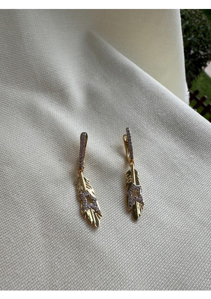 Taşlı Tüy Küpe fırsatları