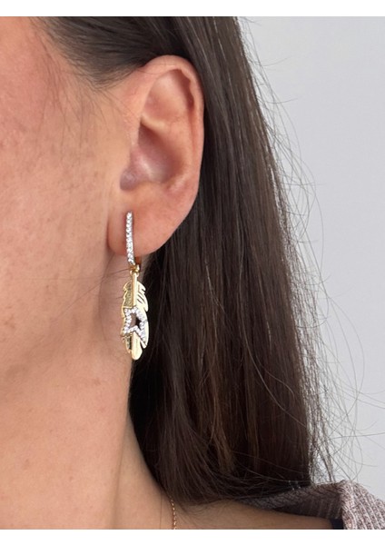 Taşlı Tüy Küpe indirimleri