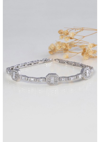 Baget Taşlı Sıralı Su Yolu Gümüş Bileklik fırsatları