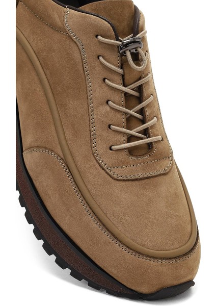 Erkek Vizon Bağcıklı Kalın Tabanlı Nubuk Deri Casual Sneaker 25WFD6951V3