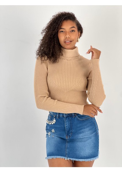 Kadın Boğazlı Yaka Fitilli Crop Bej Triko Bluz fırsatları