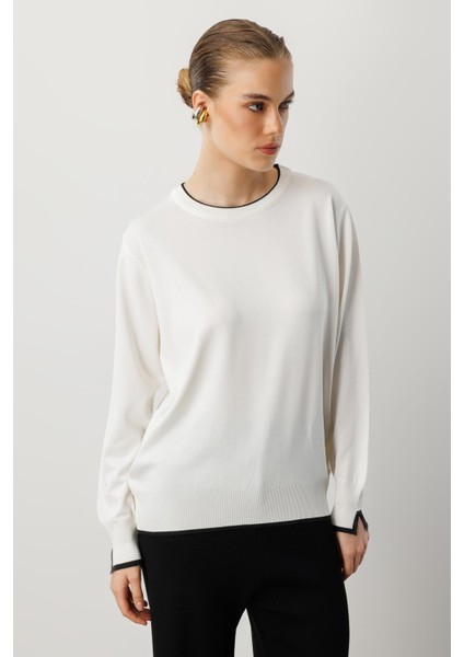 Biye Detaylı Basic Triko Kazak-Kemık fiyatları