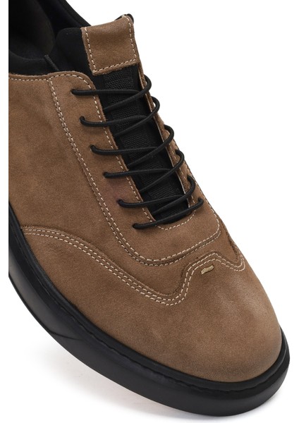 Erkek Vizon Bağcıklı Kalın Tabanlı Nubuk Deri Sneaker 25WFD6851V3