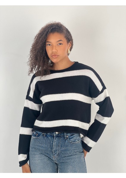 Geniş Çizgili Bisiklet Yaka Siyah Triko Kazak modelleri