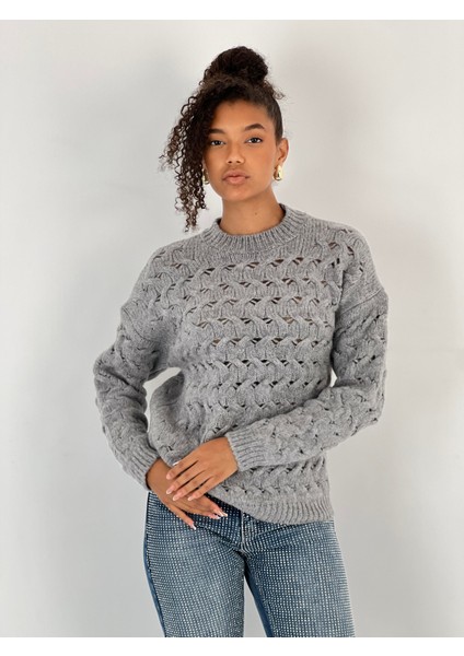 Kadın Saç Örgü Desenli Gri Triko Kazak fiyatları