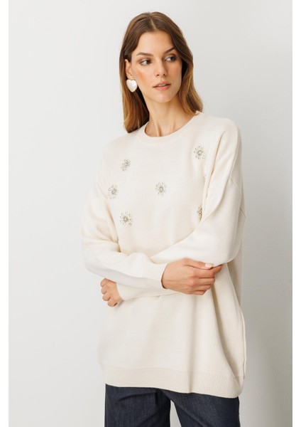 Çiçek Taş Detaylı Triko Tunik-KREM fırsatları