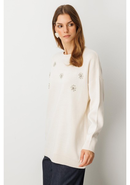 Çiçek Taş Detaylı Triko Tunik-KREM