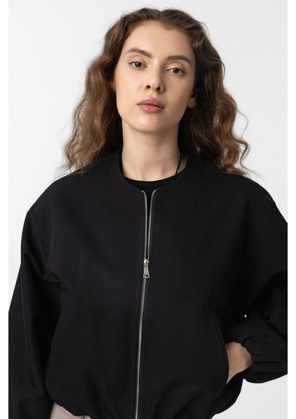 Siyah Crop Kadın Bomber Mont modelleri
