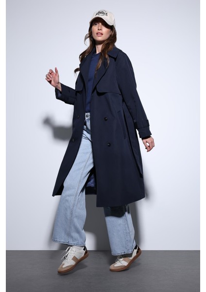 Lacivert Kruvaze Kemerli Kadın Trençkot