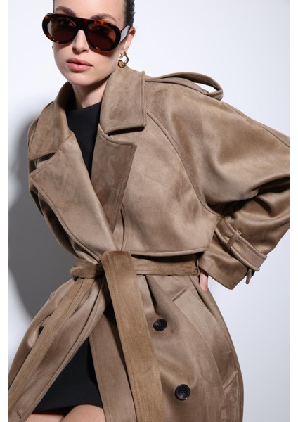 Bej Kruvaze Süet Görünümlü Premium Kadın Trençkot fırsatları
