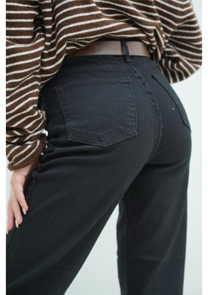 Kemerli Siyah Pantolon