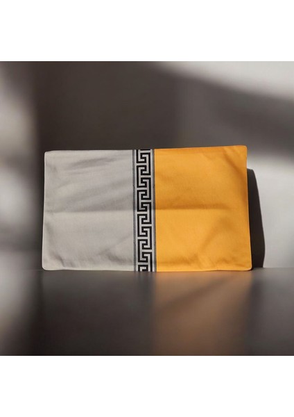 Dikdörtgen Mitolojik Yunan Anahtarı Desenli Kadife Pamuk Premium Dizayn Kırlent Kılıfı