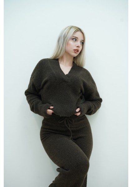 V Yaka Kazak fırsatları