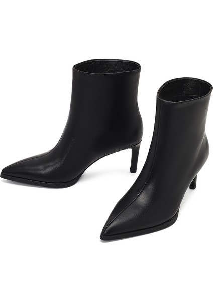 Kadın Siyah Ince Topuklu Deri Bot 25WFD491418 modelleri