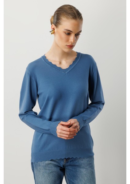 V Yaka Angora Triko Kazak-Indigo fırsatları