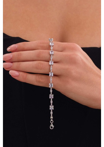 Beyaz Taşlı Sıralı Su Yolu Gümüş Bileklik