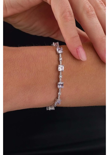 Beyaz Taşlı Sıralı Su Yolu Gümüş Bileklik fiyatları