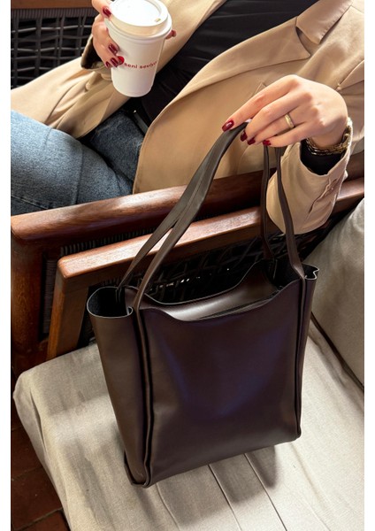 Lagraccio Paris Kadın Carrie Salaş Omuz Çantası Kahve