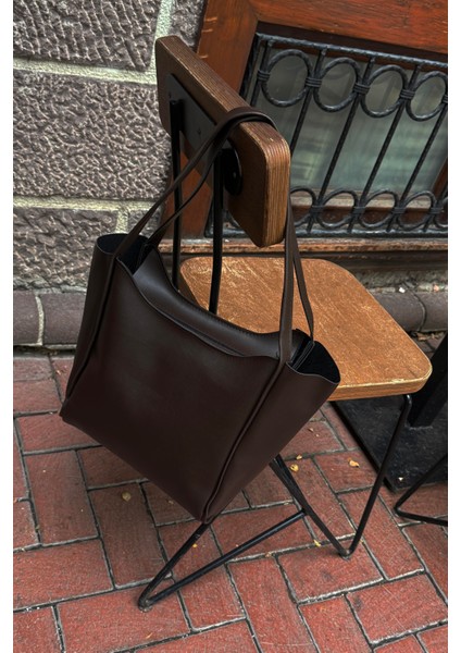 Lagraccio Paris Kadın Carrie Salaş Omuz Çantası Kahve fiyatları