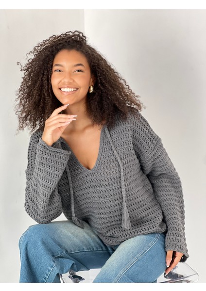 Kadın Bağcıklı V Yaka Antrasit Triko Kazak modelleri