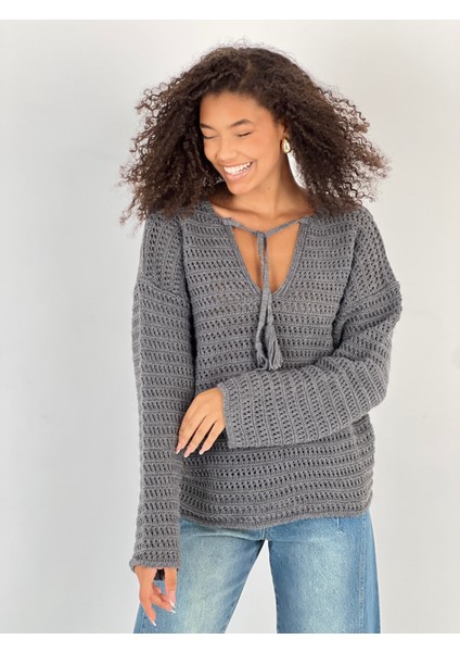 Kadın Bağcıklı V Yaka Antrasit Triko Kazak