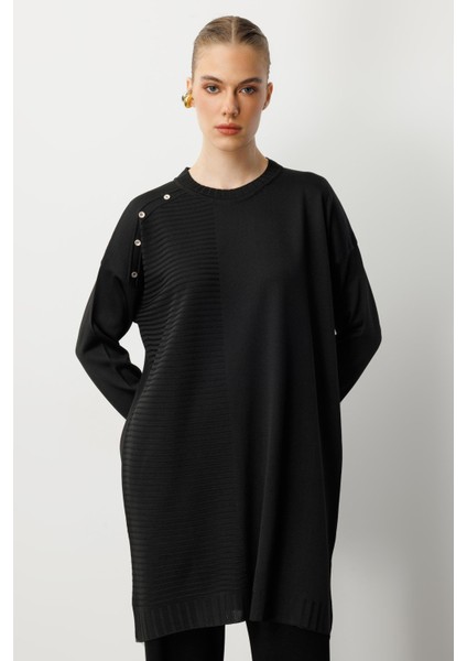 Omzu Düğme Detaylı Triko Tunik-Siyah