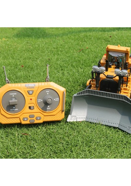 Uzaktan Kumandalı Full Fonksiyon Metal Premium Model Bulldozer, Ekskavatör ve Kamyon 1:16 Ölçek Şarjlı Sesli Işıklı 3 Model (Tam Fonksiyon) (Buldozer)