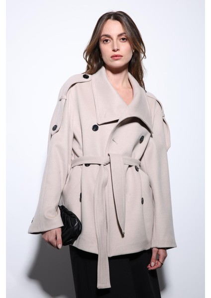 Bej Dik Yaka Kruvaze Kadın Kaban fırsatları