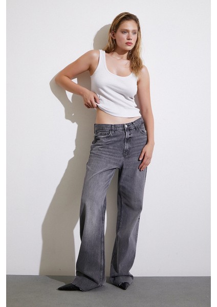Yüksek Bel Kesik Paça Wide Leg Jean Antirasit fiyatları