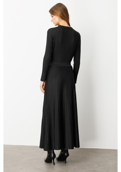 Ribana Detaylı Triko Takım-Siyah