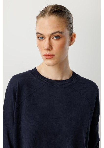 Yuvarlak Yaka Basic Triko-Lacı indirimleri