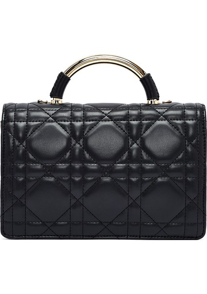 Kadın Siyah Uzun Askılı Mini Kapitone Çapraz Çanta 25ABD2433KP fırsatları