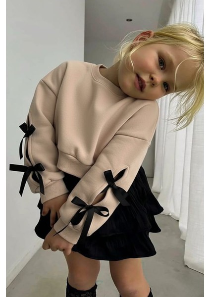 Kız Çocuk Alt Üst Takımları