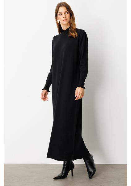 Farbela Detaylı Uzun Triko Elbise-SİYAH