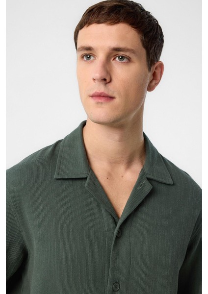 Haki Dokulu Erkek Gömlek fırsatları