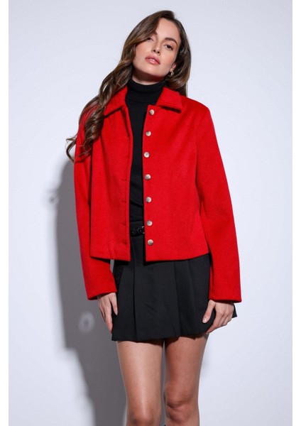 Kırmızı Gömlek Yaka Kısa Kaşe Ceket fiyatları