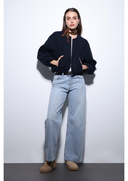 Lacivert Bel Lastikli Crop Kadın Mont modelleri