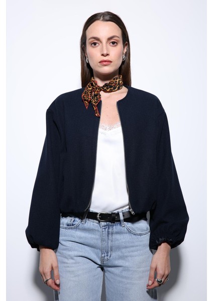 Lacivert Bel Lastikli Crop Kadın Mont