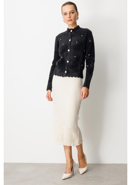 Boncuk Detaylı Triko Hırka-SİYAH modelleri