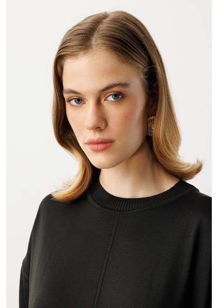 Yuvarlak Yaka Desenli Triko Tunik-Siyah