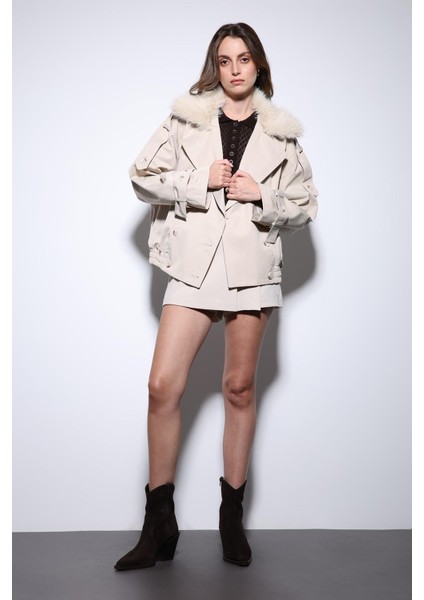 Bej Suni Kürklü Kısa Kadın Trençkot fiyatları