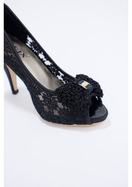 Saten Kadın Abiye Ayakkabı