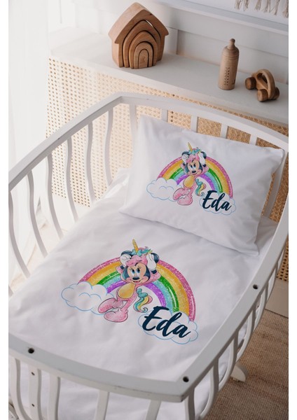 %100 Pamuk Saten Isme Özel Isimli Anne Yanı Beşik Nevresim Takımı Gökkuşağı & Minnie
