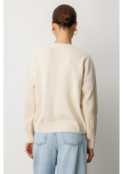 Kot Yıldız Detaylı Triko Kazak-KREM indirimleri