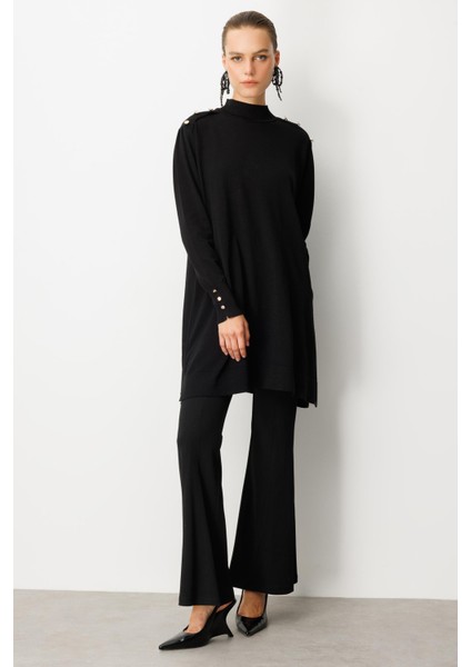 Omzu Düğme Detaylı Triko Tunik-SİYAH